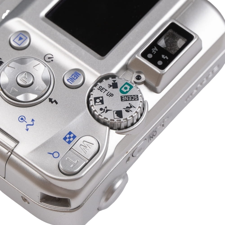 Nikon 2200 15.jpg