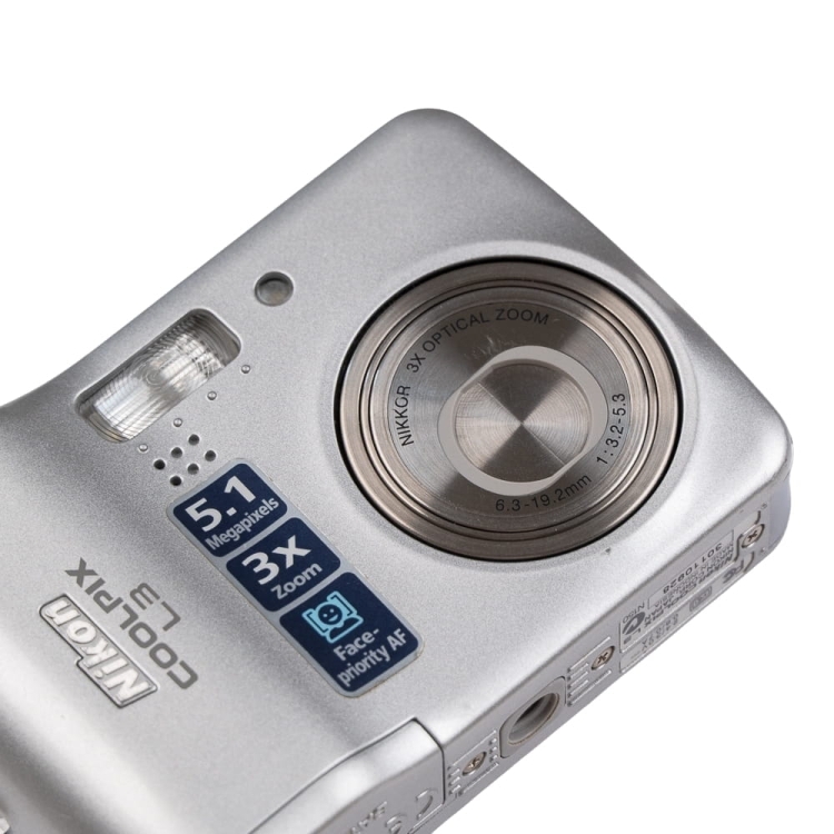Nikon L3 11.jpg