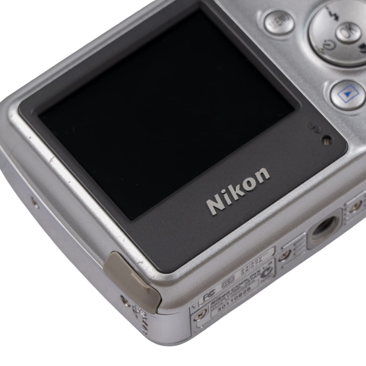 Nikon L3 14.jpg