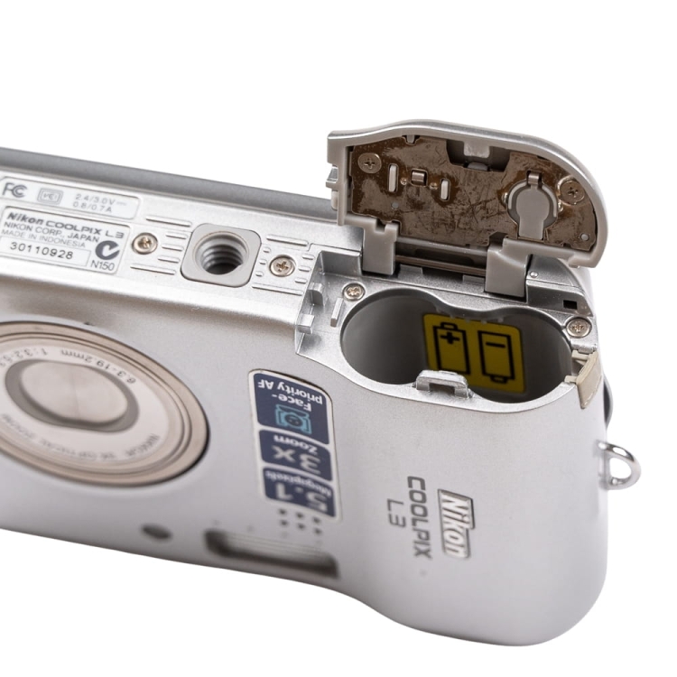 Nikon L3 5.jpg