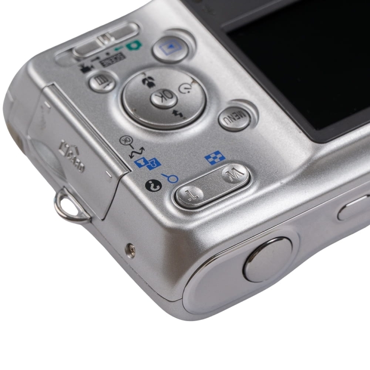 Nikon L3 16.jpg