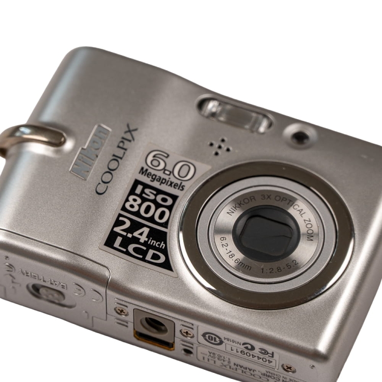 nikon L11 9.jpg