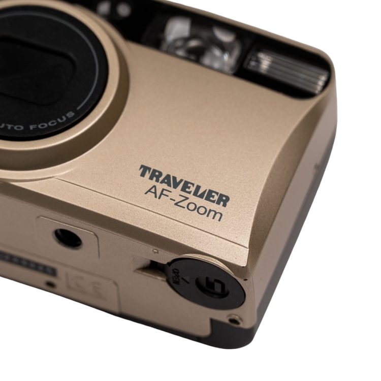 traveler af-zoom 6.jpg