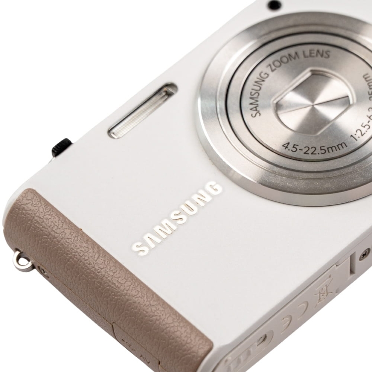 Samsung ST76 -8.jpg
