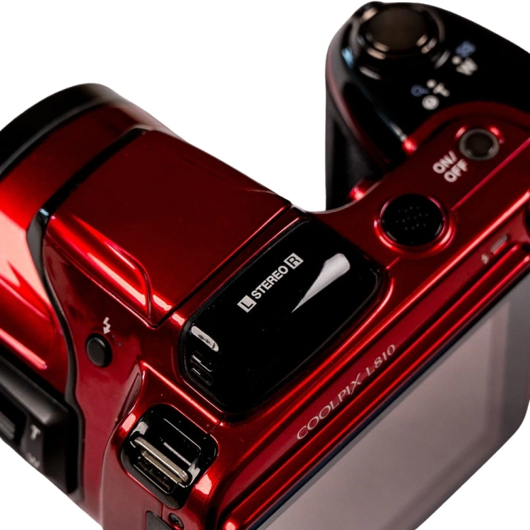 Nikon Coolpix L810 -10.jpg
