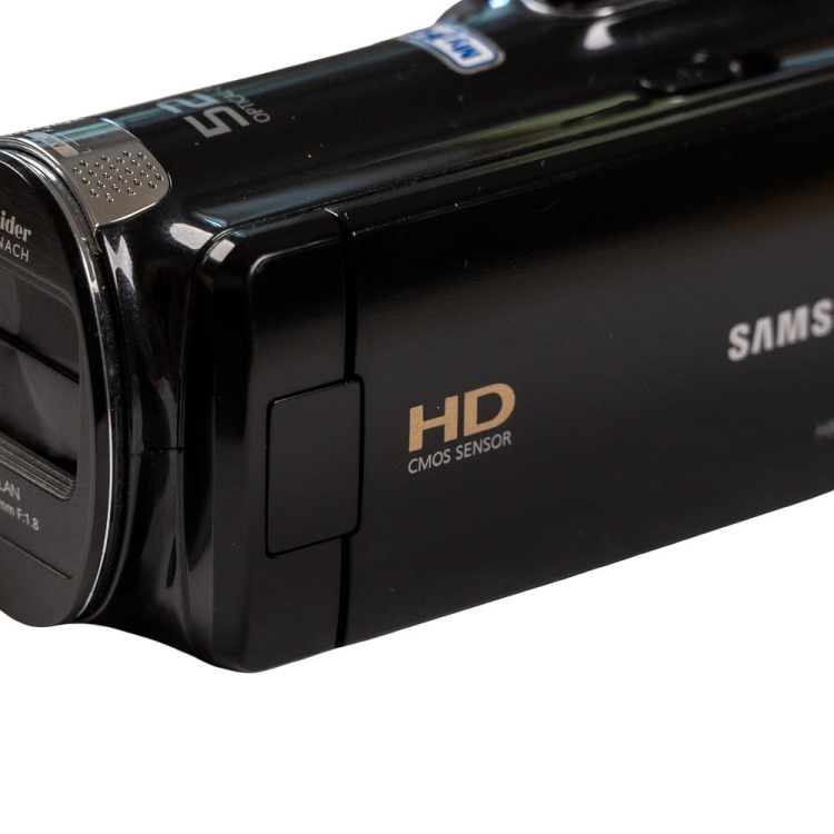 Samsung HMX-F80 -17.jpg