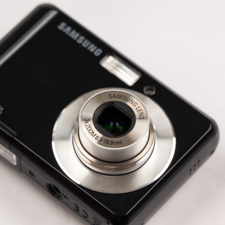Samsung ES10-7.jpg