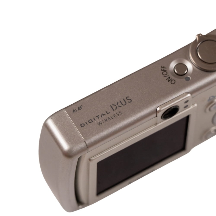Canon IXUS Wireless -14.jpg