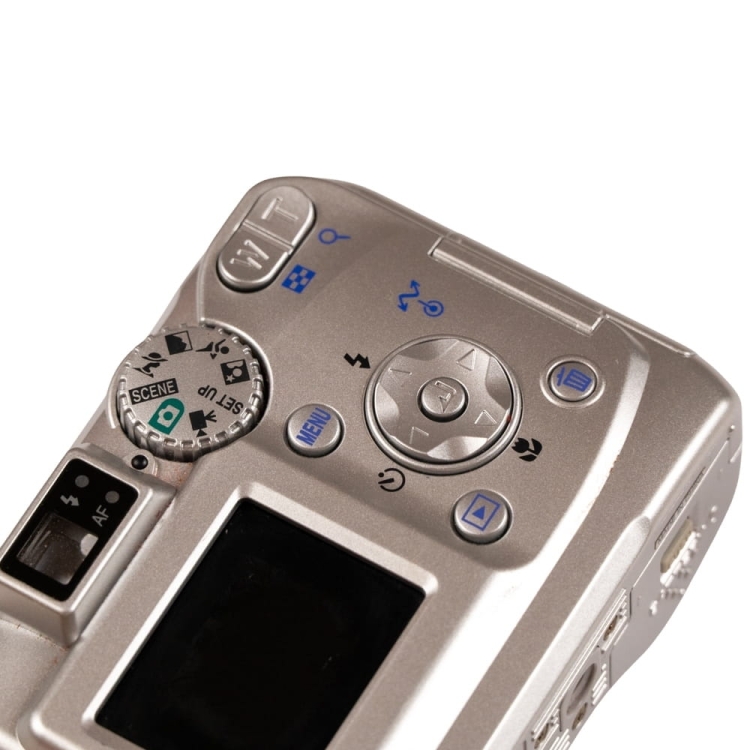 Nikon Coolpix 2200 -16.jpg