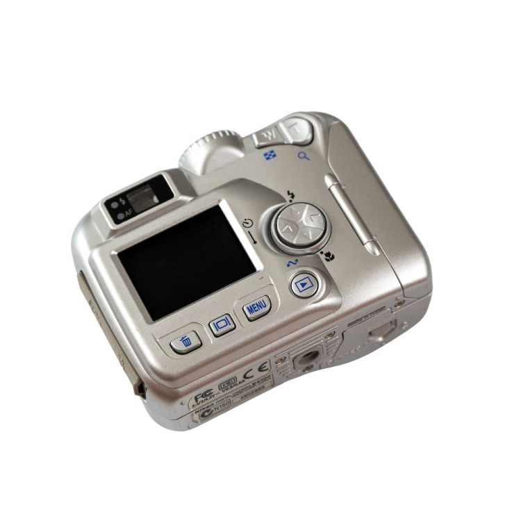 Nikon 2100 -11.jpg