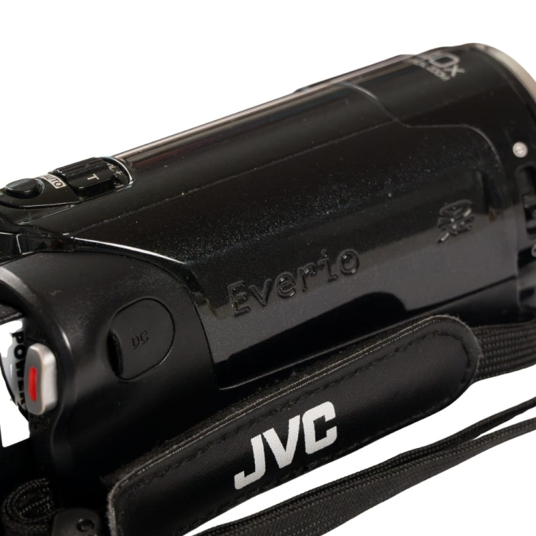 JVC Everio GZ-HM30BE -13.jpg