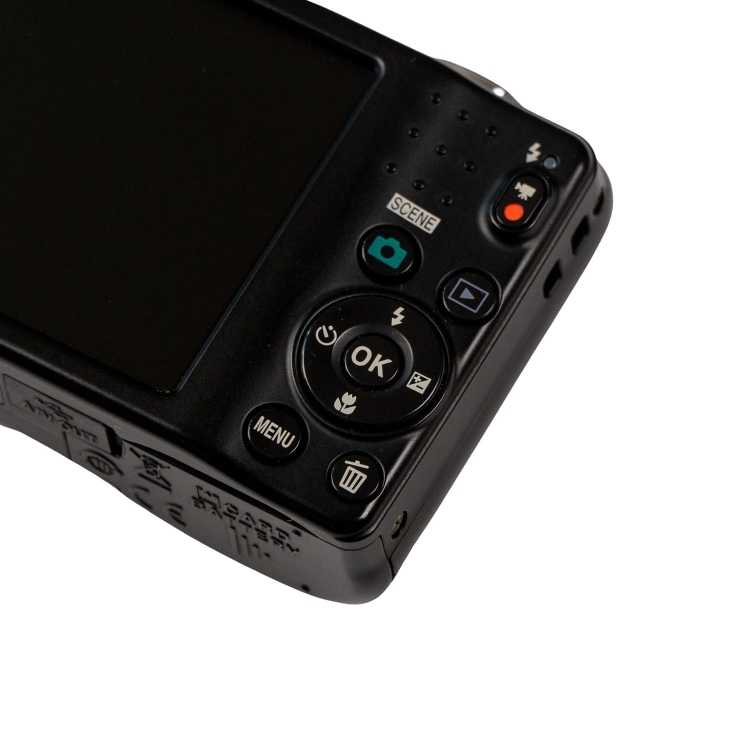 Nikon L25 -9.jpg