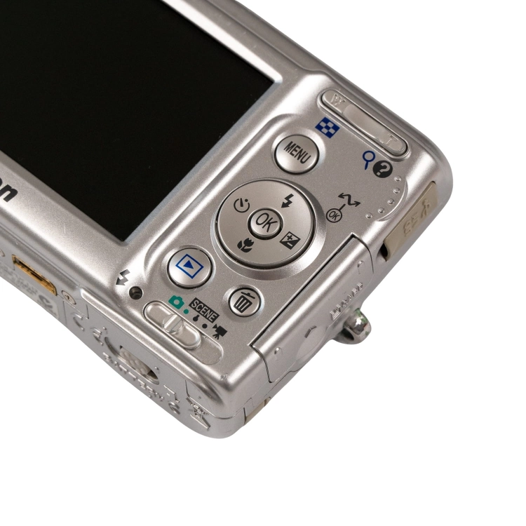 Nikon L12 -10.jpg