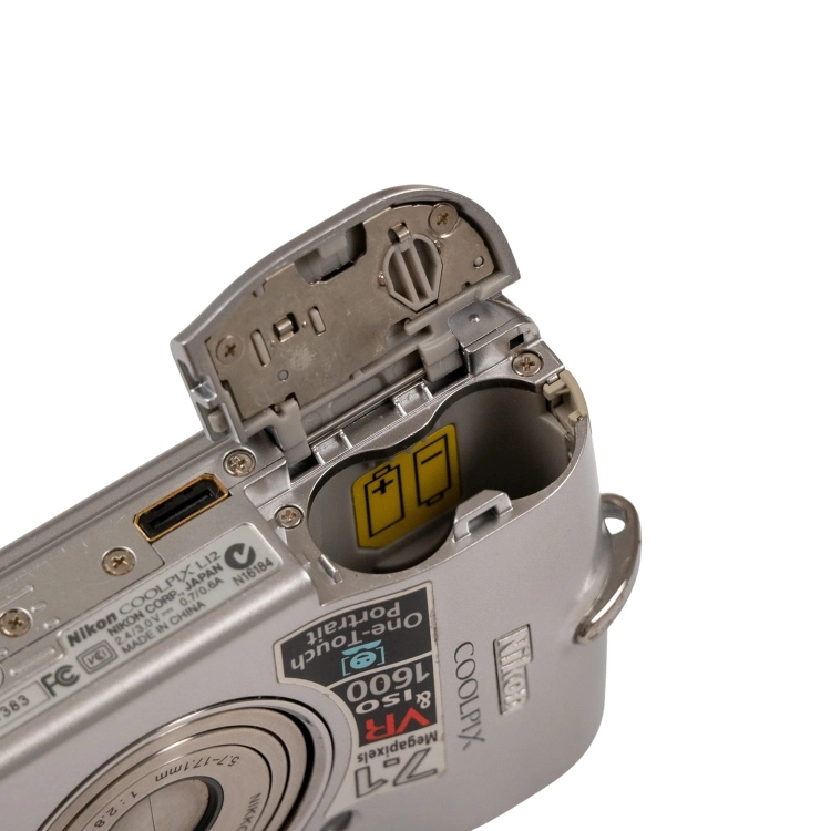 Nikon L12 -14.jpg