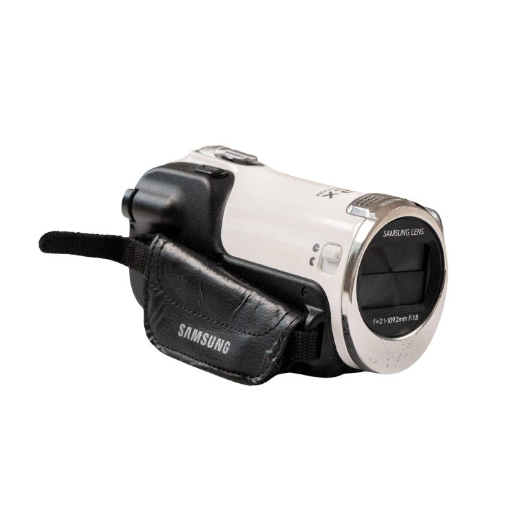 Samsung HMX-F90 -6.jpg