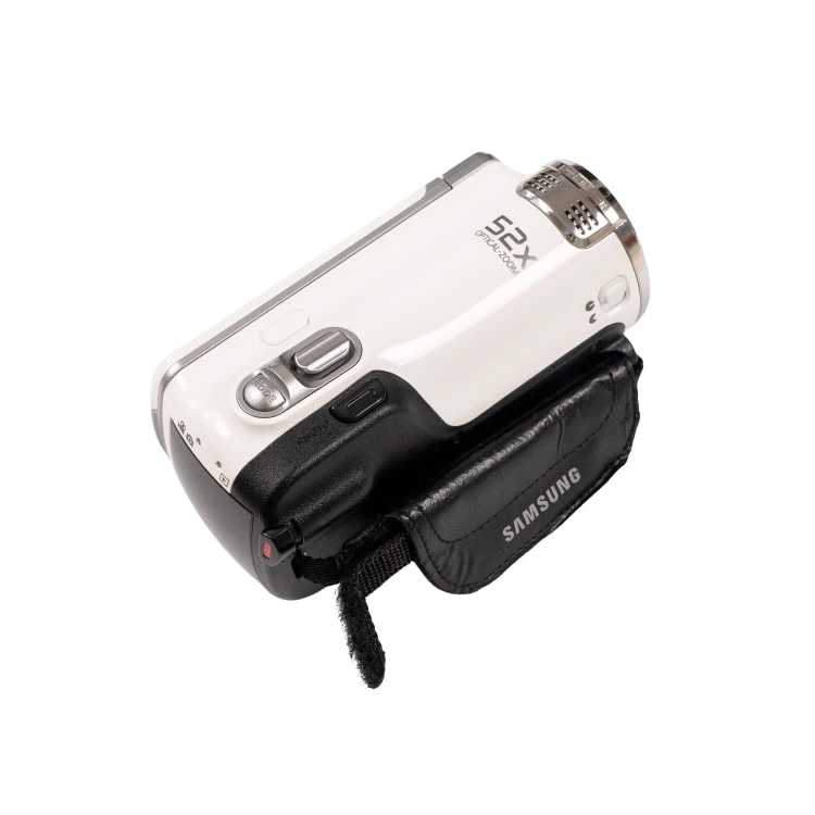 Samsung HMX-F90 -7.jpg