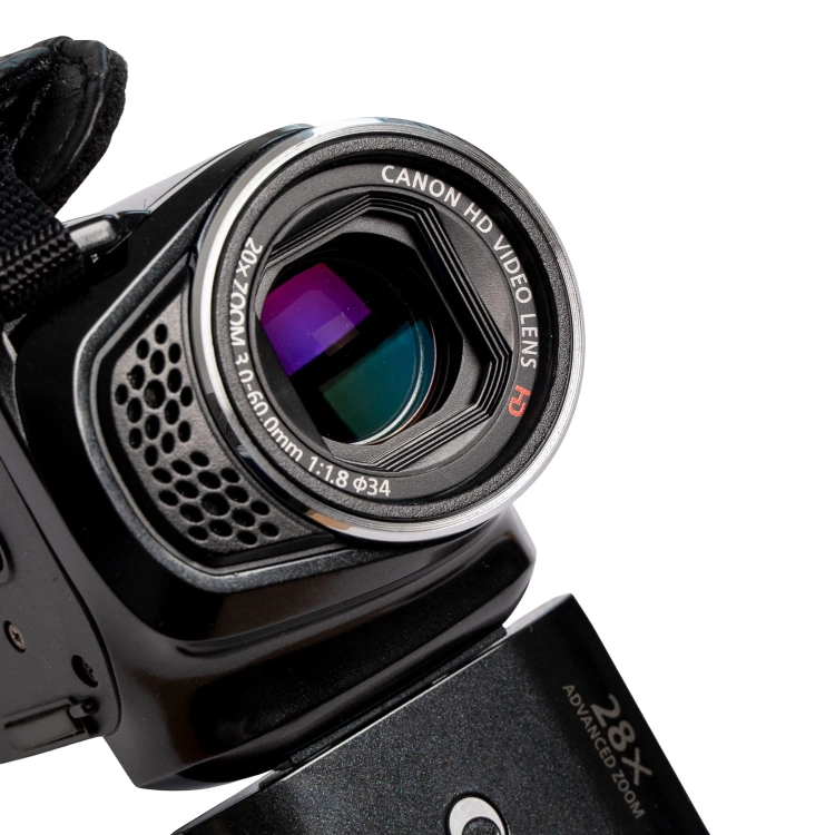 Canon Legria HF R26 -5.jpg
