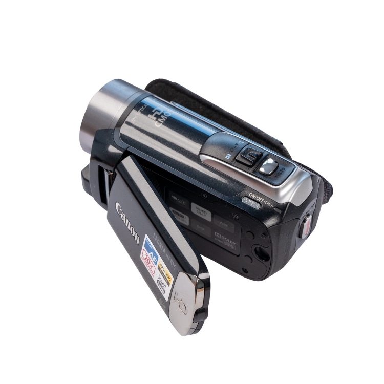 canon legria R16 -4.jpg