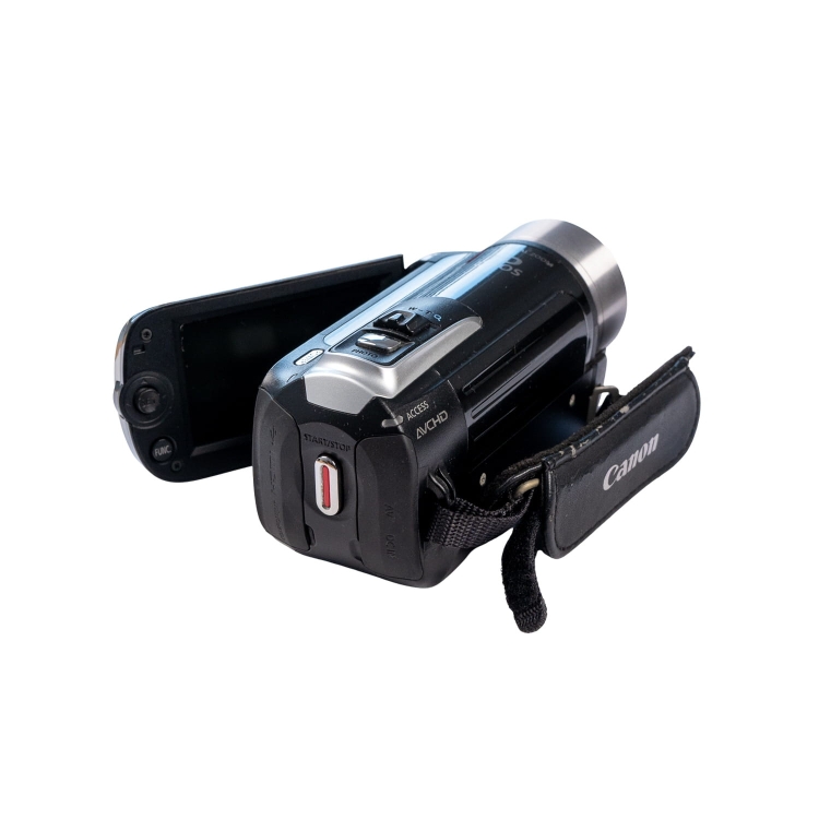 canon legria R16 -8.jpg