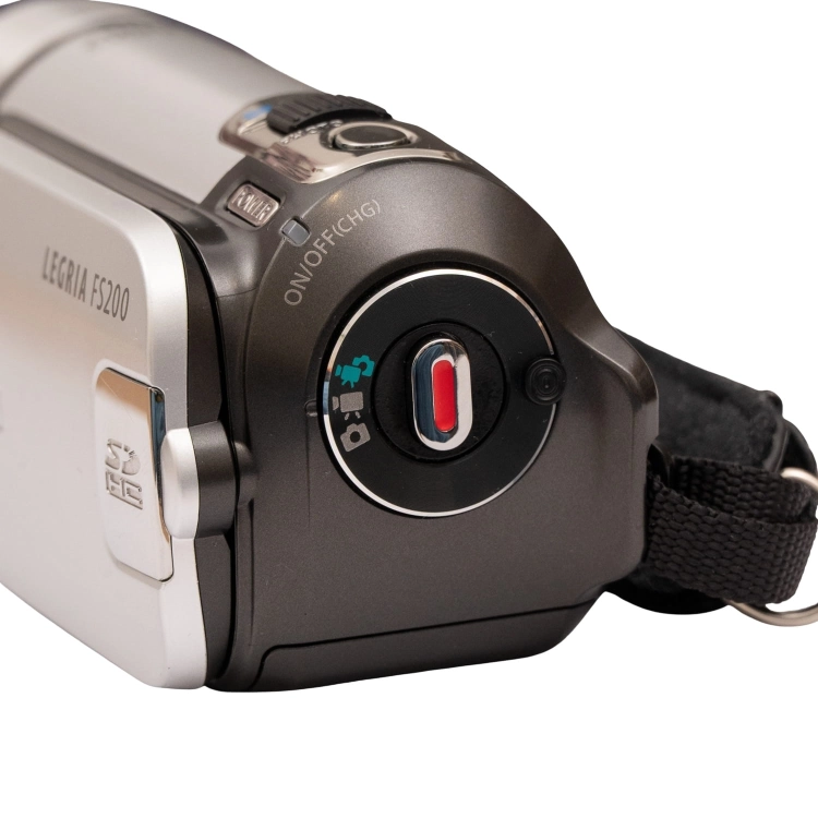 Canon Legria FS200 -14.jpg