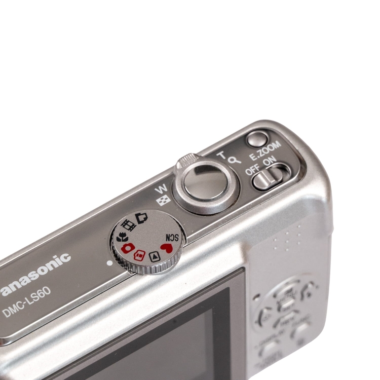 Panasonic DMC-LS60 -15.jpg