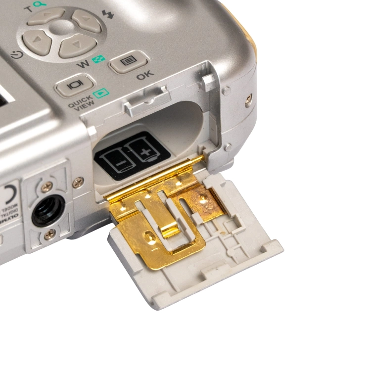 Olympus D-390 -10.jpg