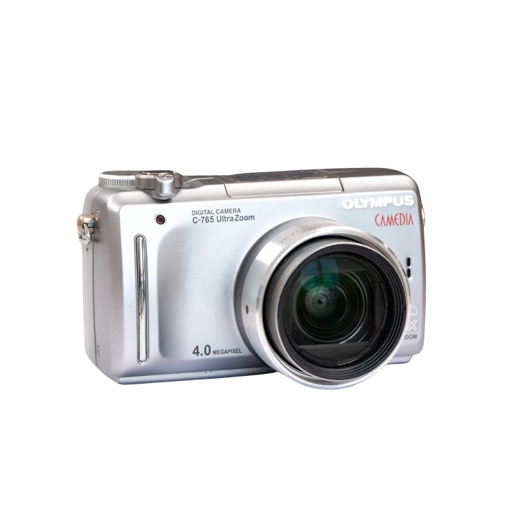 Olympus C-765 -10.jpg
