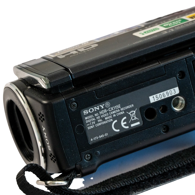 Sony HDR-CX115_-9.jpg