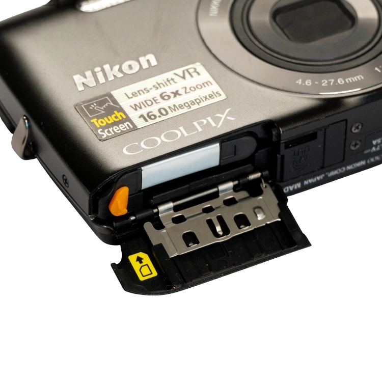 Nikon Coolpix S4300_-10.jpg
