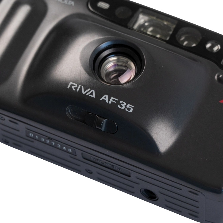 Riva AF35_-11.jpg