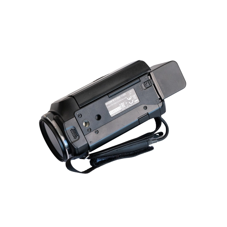 sony HDR-PJ620 -4.jpg