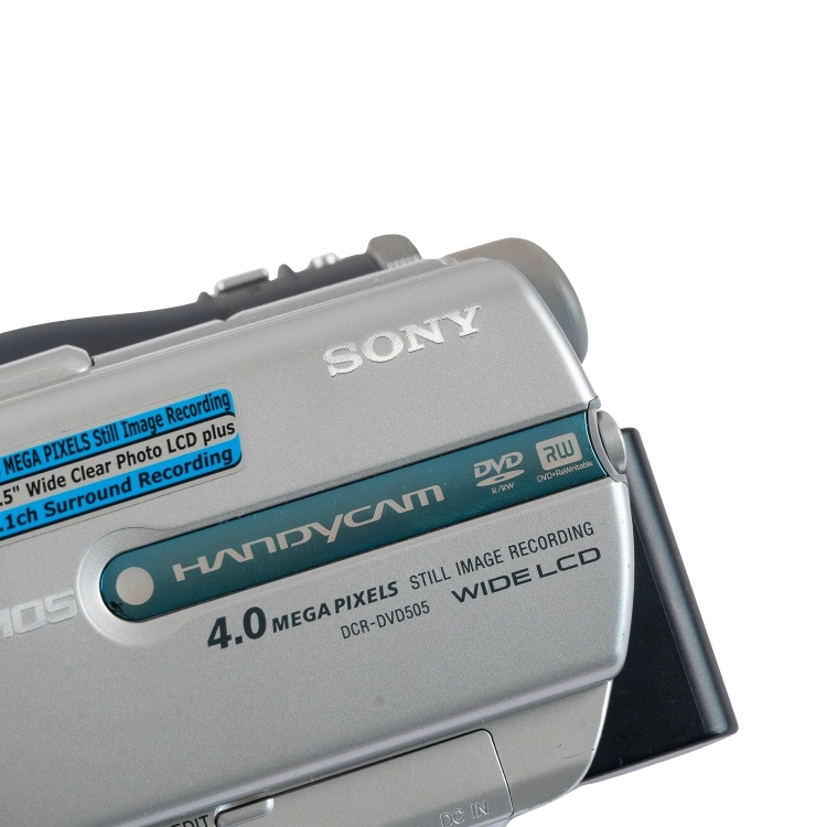 Sony DCR-DVD505 -10.jpg