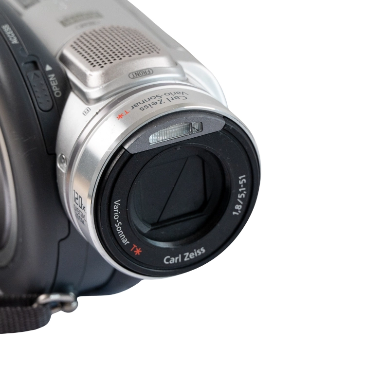 Sony DCR-DVD505 -11.jpg