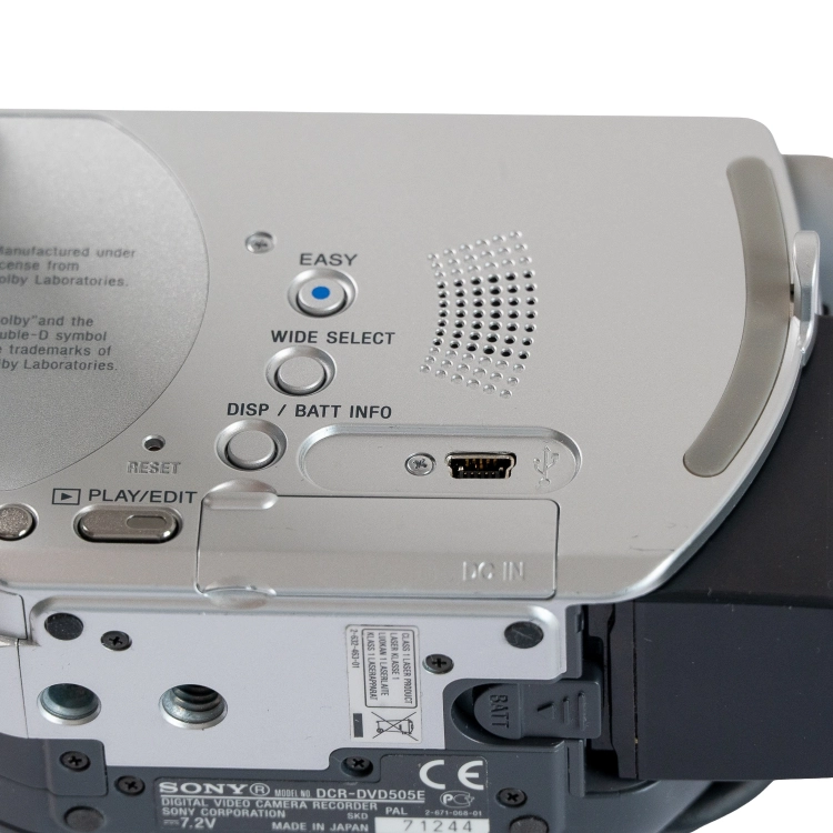 Sony DCR-DVD505 -15.jpg