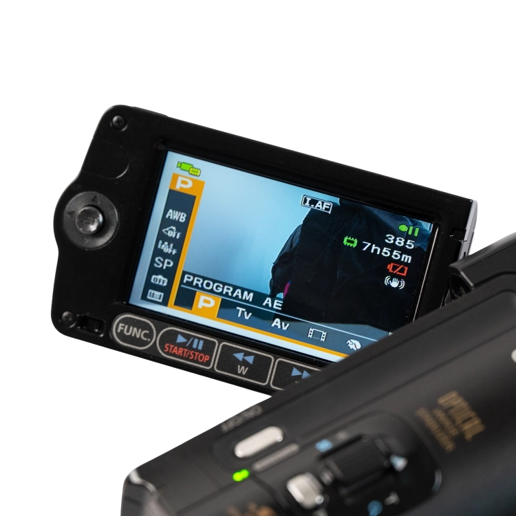 Canon Legria HF11 -9.jpg