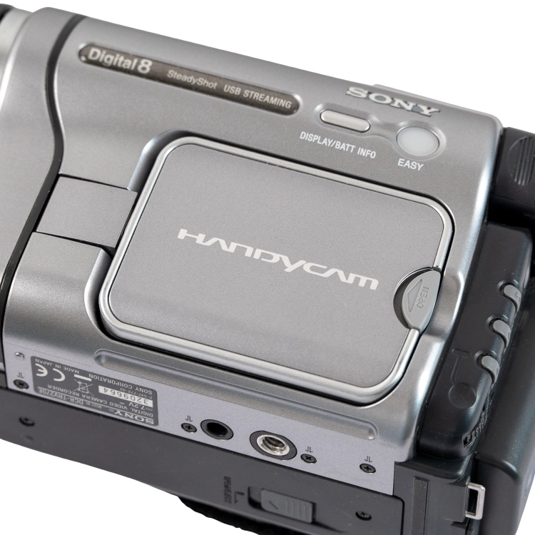 Sony DCR-TRV270E -11.jpg