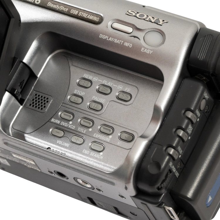 Sony DCR-TRV270E -11.jpg
