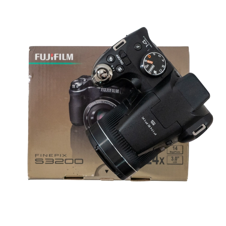 Fujifilm S3200 -16.jpg
