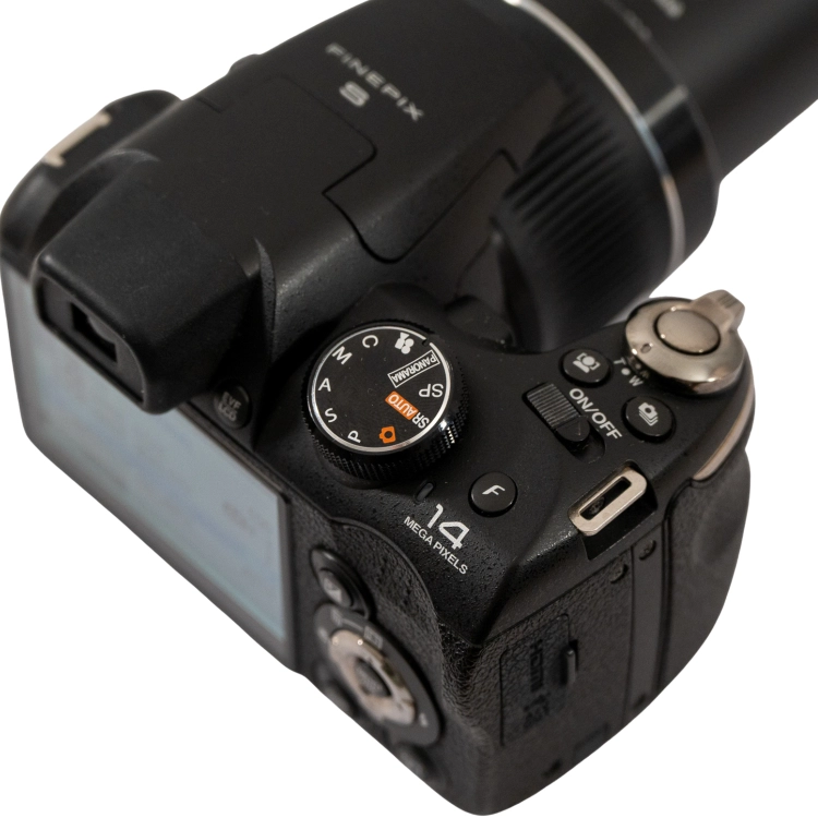 Fujifilm S3200 -11.jpg